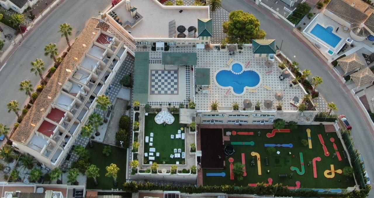 Aparthotel Costa Blanca